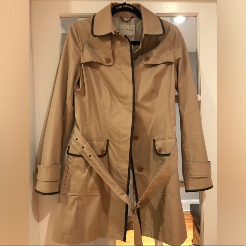 Banana Republic Trench Size S